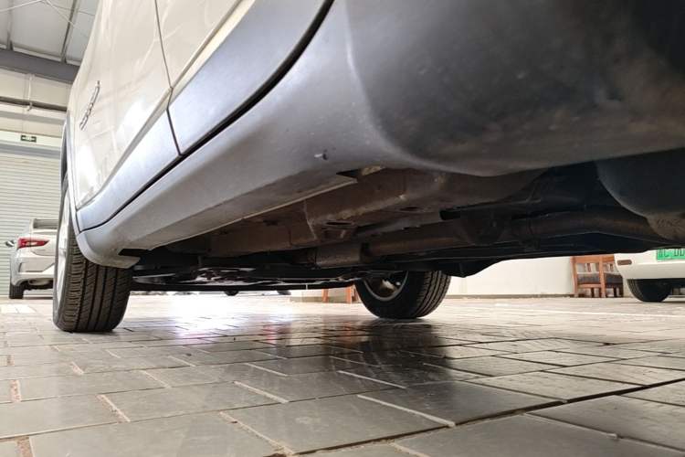 Used Jeep Compass 2020 220T Automatic Leading Edition Left Side Sill