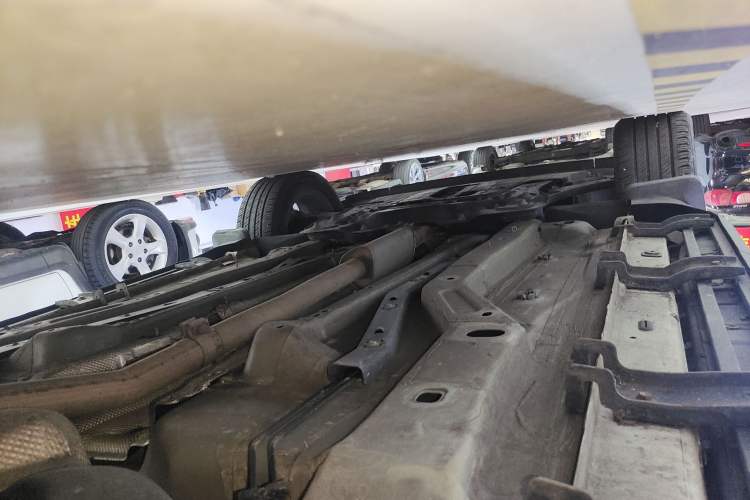 Used Jeep Compass 2020 220T Automatic Night Eagle Edition Left Side Sill