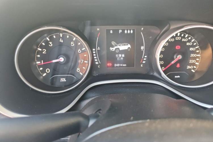 Used Jeep Compass 2020 220T Automatic Leading Edition Odometer Close Up