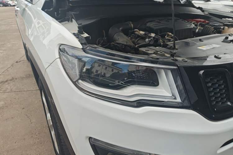 Used Jeep Compass 2020 220T Automatic Leading Edition Right Front Headlight