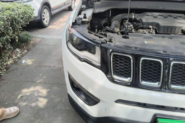 Used Jeep Compass 2020 220T Automatic Elite Edition Right Front Headlight