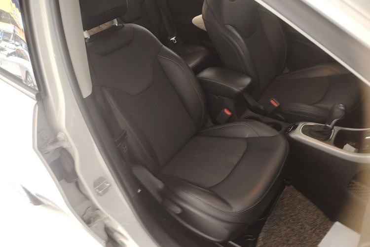 Used Jeep Compass 2020 220T Automatic Leading Edition Right Front Seat