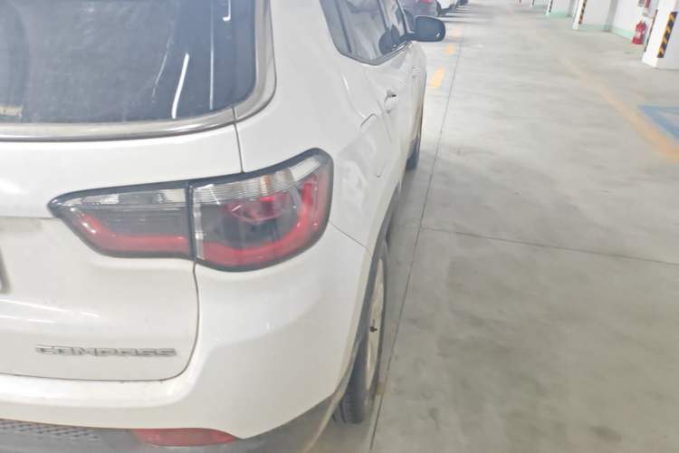 Used Jeep Compass 2020 220T Automatic Leading Edition Right Rear Taillight