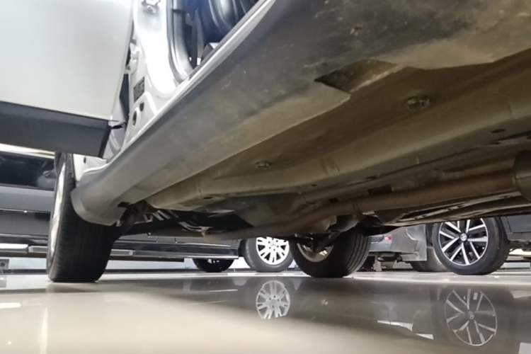 Used Jeep Compass 2020 220T Automatic Elite Edition Right Side Sill