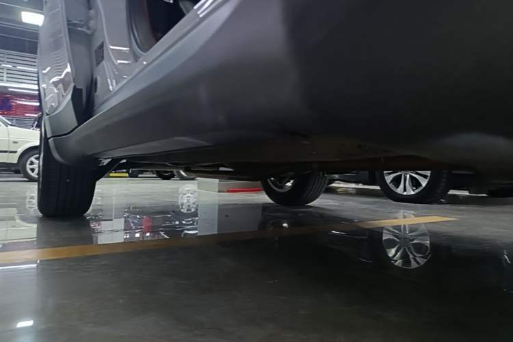 Used Jeep Compass 2020 220T Automatic Leading Edition Right Side Sill