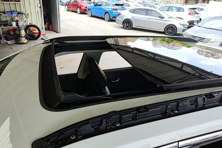 Used Jeep Compass 2020 220T Automatic Leading Edition Roof