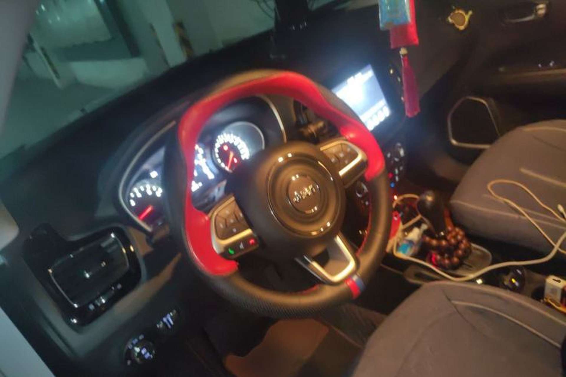 Used Jeep Compass 2020 220T Automatic Elite Edition Steering Wheel