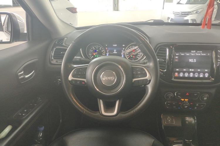 Used Jeep Compass 2020 220T Automatic Elite Edition Steering Wheel