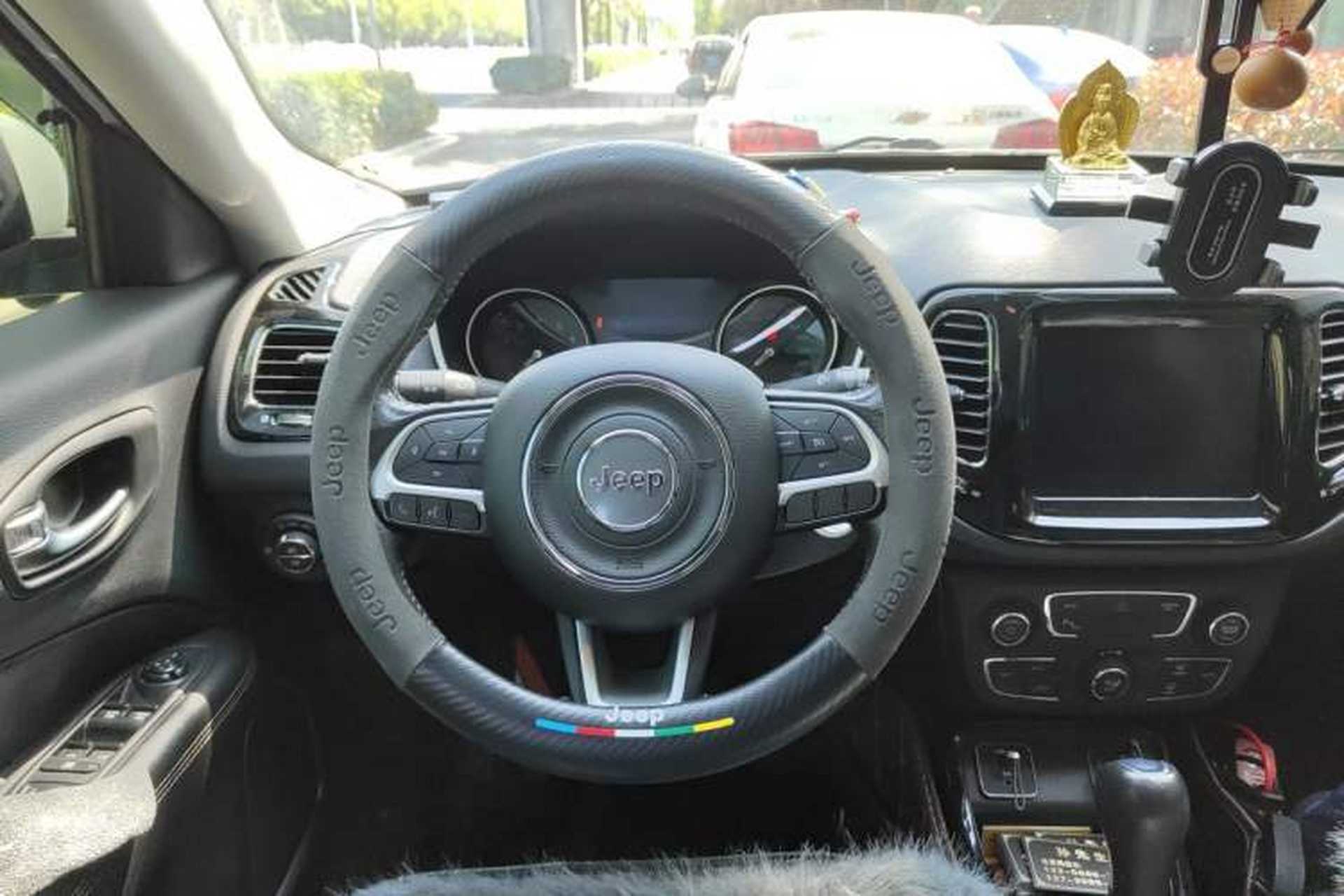 Used Jeep Compass 2020 220T Automatic Elite Edition Steering Wheel