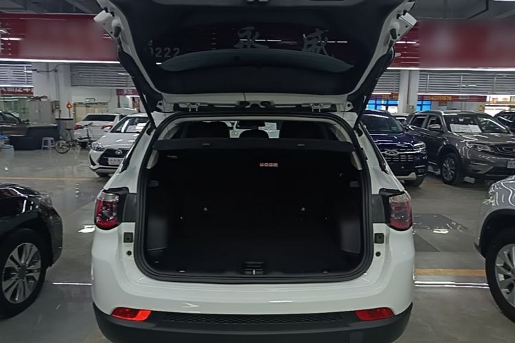 Used Jeep Compass 2020 220T Automatic Leading Edition Trunk