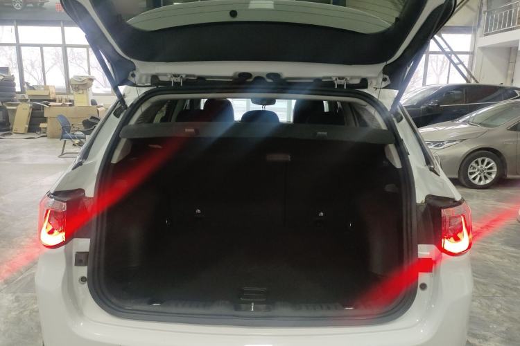 Used Jeep Compass 2020 220T Automatic Elite Edition Trunk
