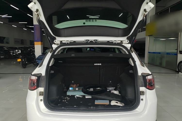 Used Jeep Compass 2020 220T Automatic Leading Edition Trunk