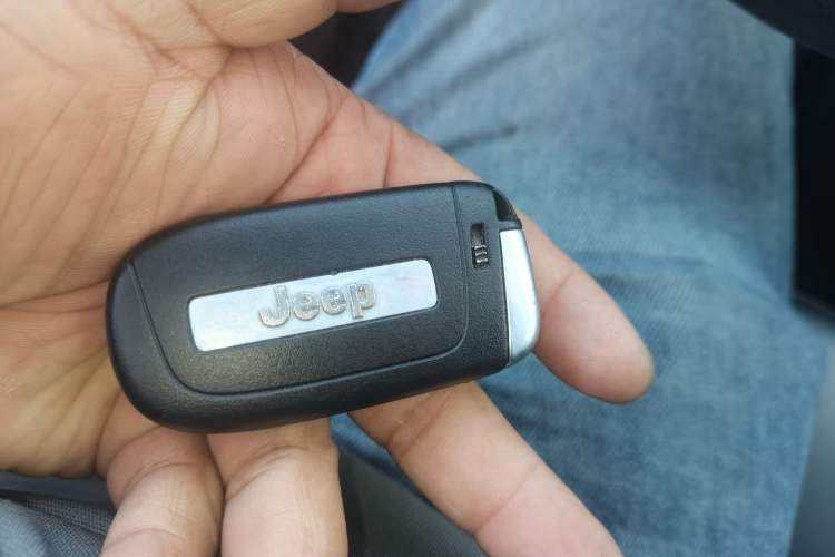 Used Jeep Compass 2020 220T Automatic Leading Edition Vehicle Key