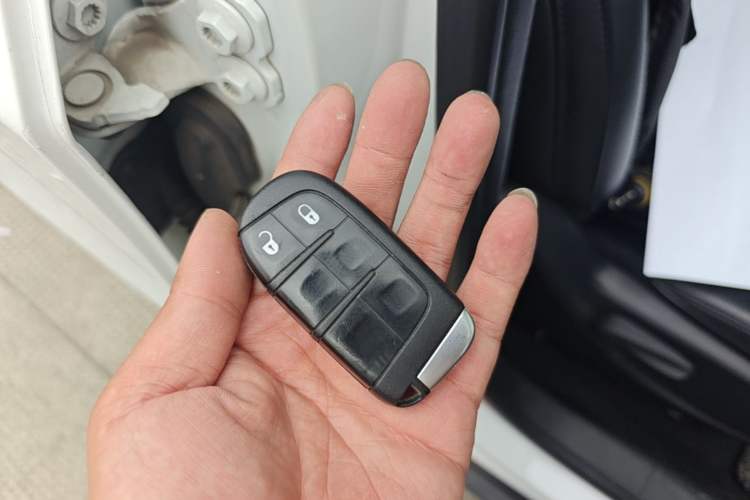 Used Jeep Compass 2020 220T Automatic Night Eagle Edition Vehicle Key
