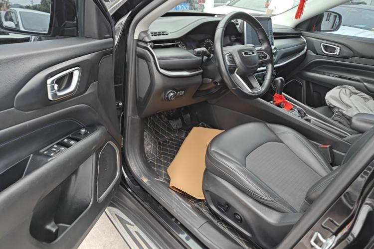 Used Jeep Compass 2021 220T Automatic Leading Edition Driver Seat