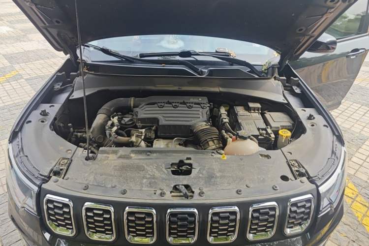 Used Jeep Compass 2021 220T Automatic Leading Edition Engine Bay