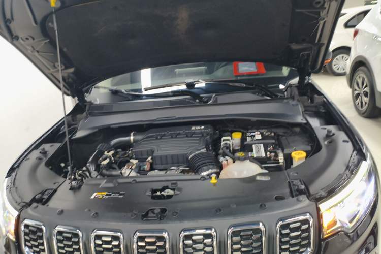 Used Jeep Compass 2021 220T Automatic Leading Edition Engine Bay