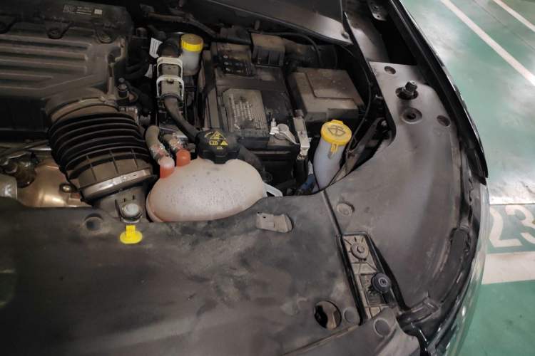 Used Jeep Compass 2021 220T Automatic Elite Edition Engine Bay Left