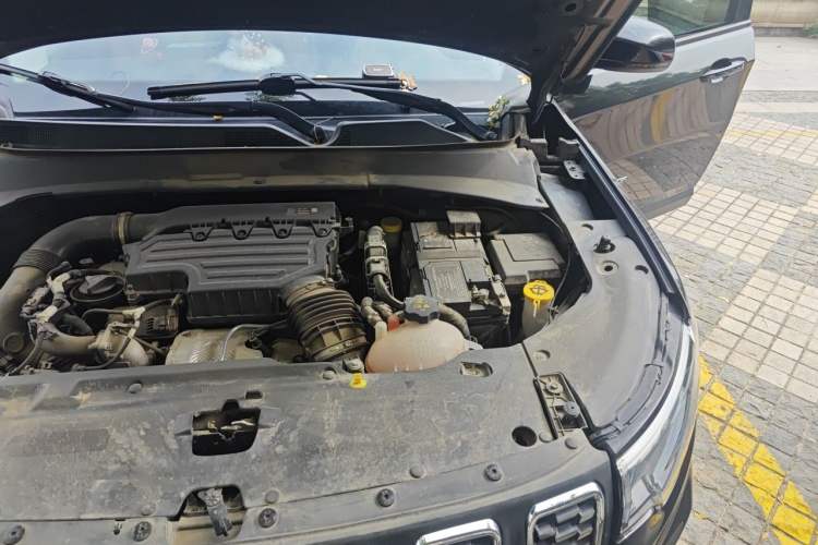 Used Jeep Compass 2021 220T Automatic Leading Edition Engine Bay Left