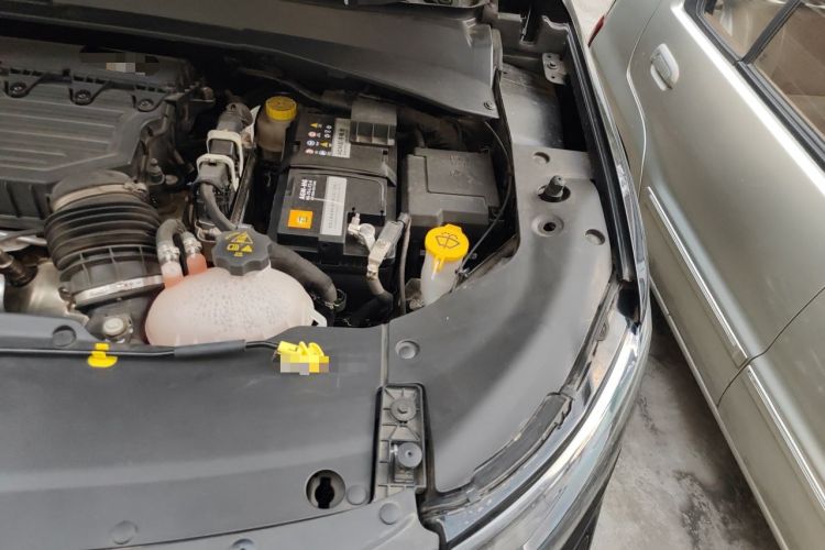 Used Jeep Compass 2021 220T Automatic Elite Edition Engine Bay Left