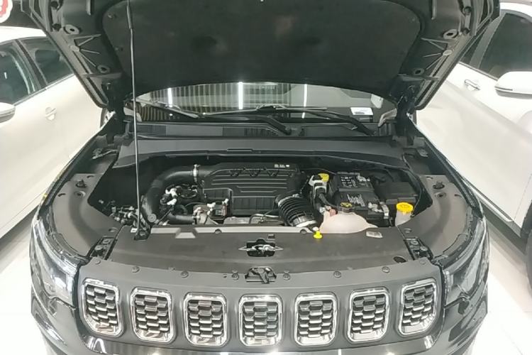 Used Jeep Compass 2021 220T Automatic Leading Edition Engine Bay