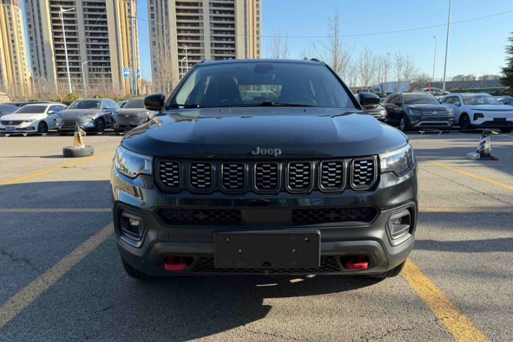 Used Jeep Compass 2021 220T Automatic Leading Edition Exterior 1