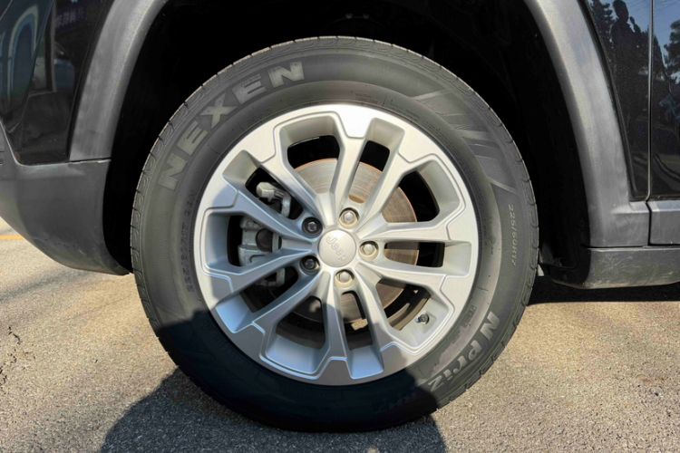 Used Jeep Compass 2021 220T Automatic Leading Edition Exterior 6