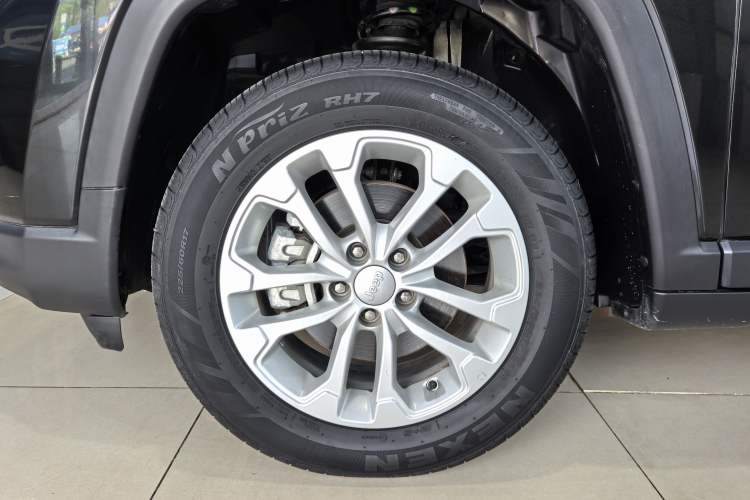 Used Jeep Compass 2021 220T Automatic Leading Edition Exterior 8