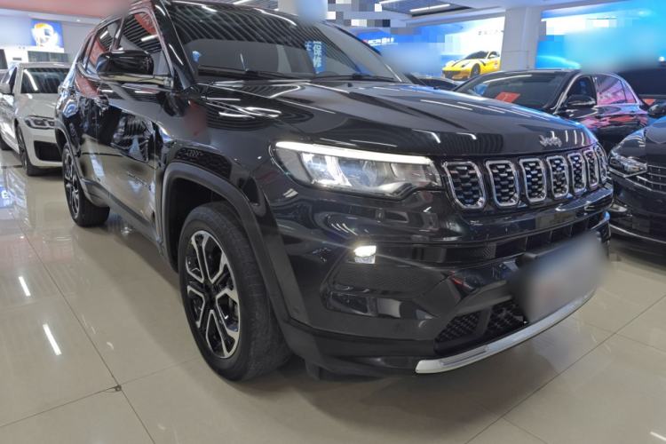 Used Jeep Compass 2021 220T Automatic Luxury Edition Front Right 45 Deg
