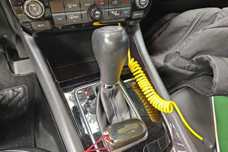 Used Jeep Compass 2021 220T Automatic Elite Edition Gear Lever