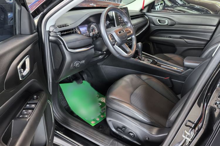 Used Jeep Compass 2021 220T Automatic Leading Edition Interior 1