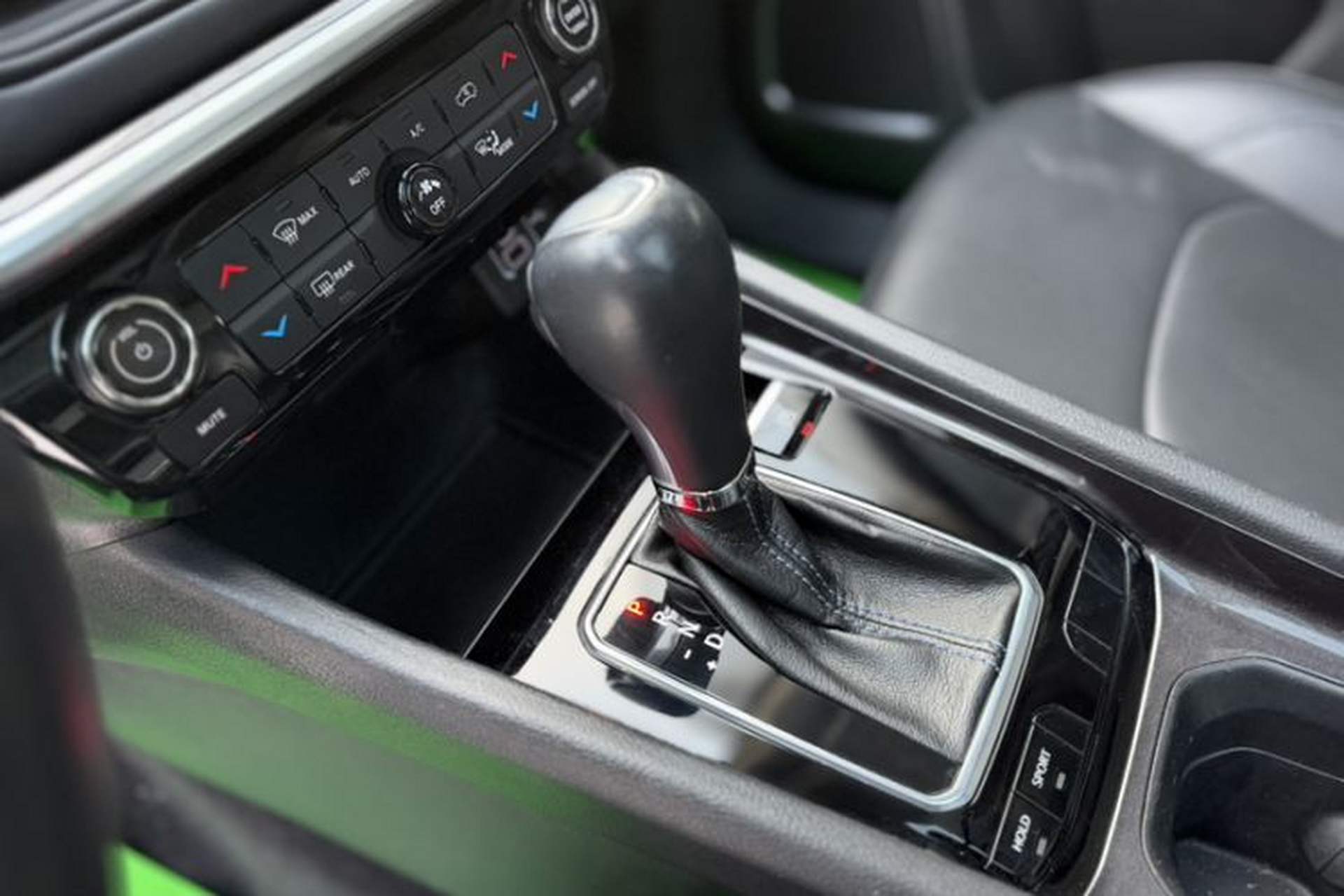Used Jeep Compass 2021 220T Automatic Elite Edition Interior 2