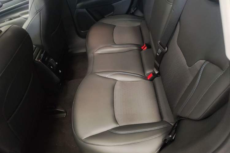 Used Jeep Compass 2021 220T Automatic Leading Edition Left Rear Seat