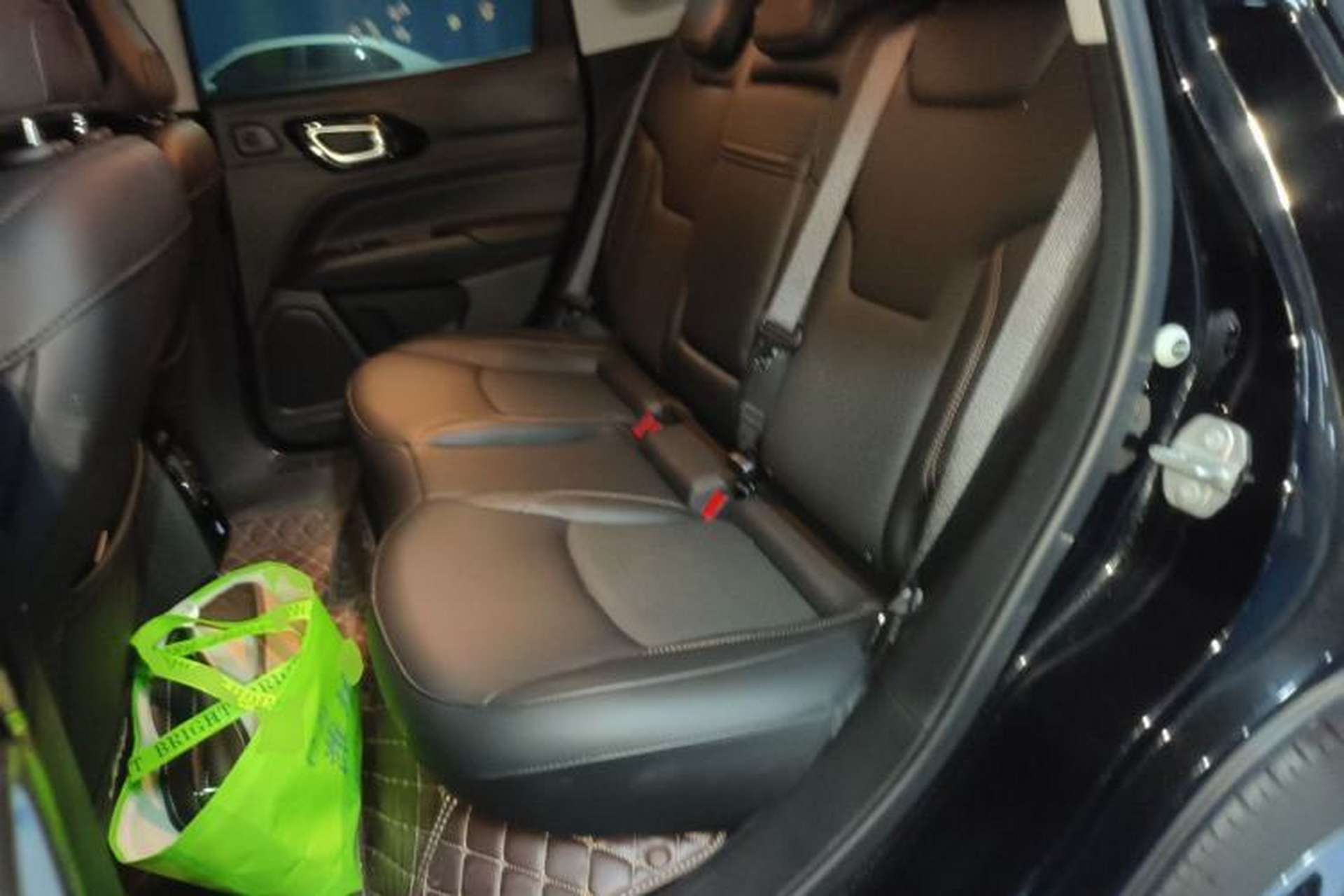 Used Jeep Compass 2021 220T Automatic Luxury Edition Left Rear Seat