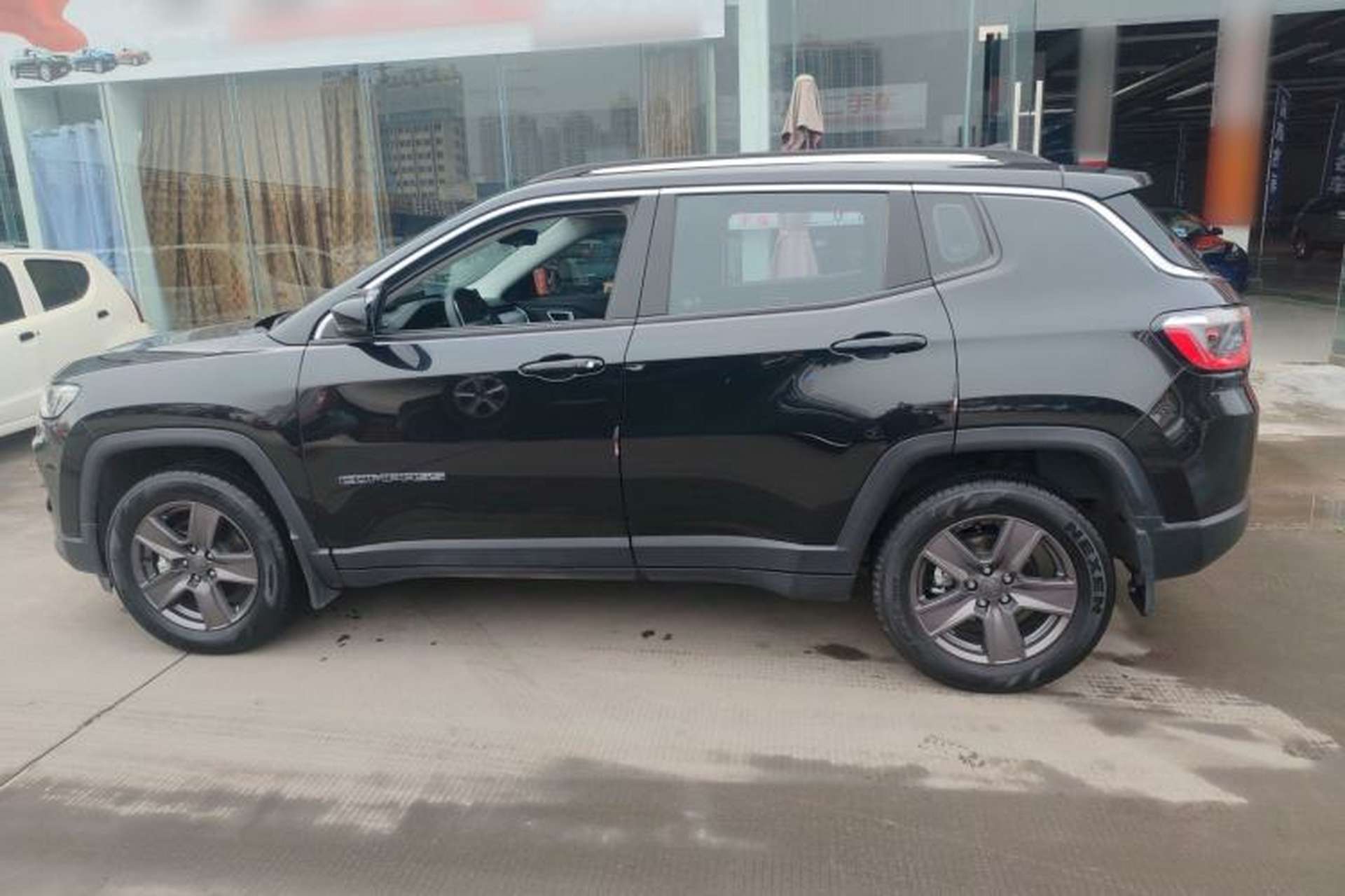 Used Jeep Compass 2021 220T Automatic Comfort Version Left Side