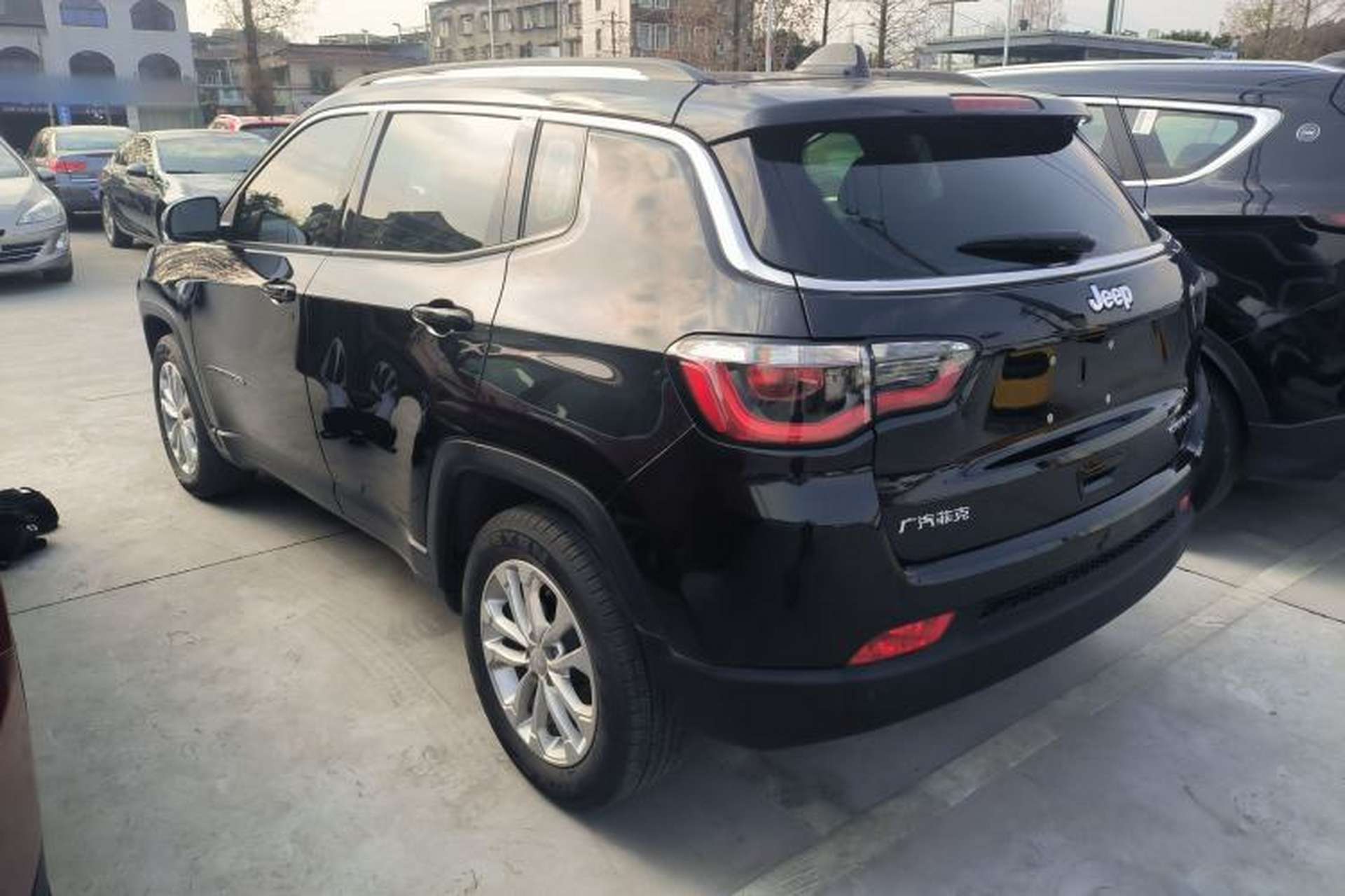 Used Jeep Compass 2021 220T Automatic Leading Edition Left Side