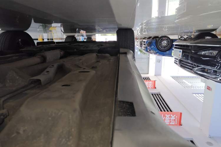 Used Jeep Compass 2021 220T Automatic Luxury Edition Left Side Sill