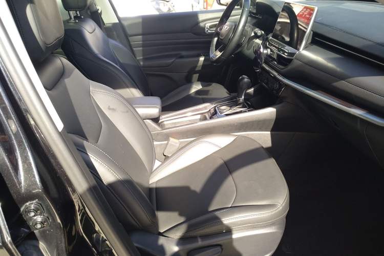 Used Jeep Compass 2021 220T Automatic Elite Edition Right Front Seat