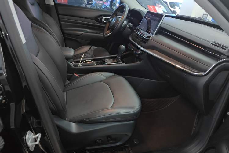 Used Jeep Compass 2021 220T Automatic Luxury Edition Right Front Seat