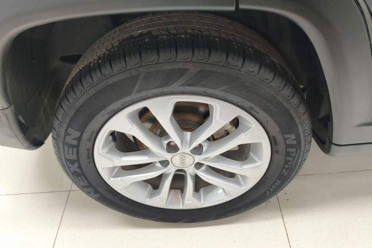 Used Jeep Compass 2021 220T Automatic Leading Edition Right Rear Wheel Hub