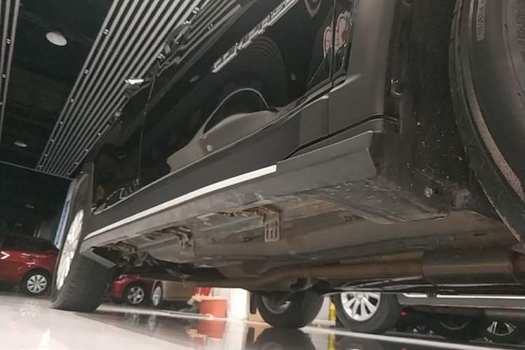 Used Jeep Compass 2021 220T Automatic Leading Edition Right Side Sill