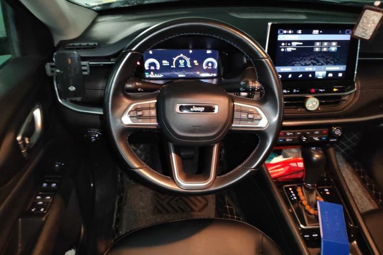 Used Jeep Compass 2021 220T Automatic Elite Edition Steering Wheel