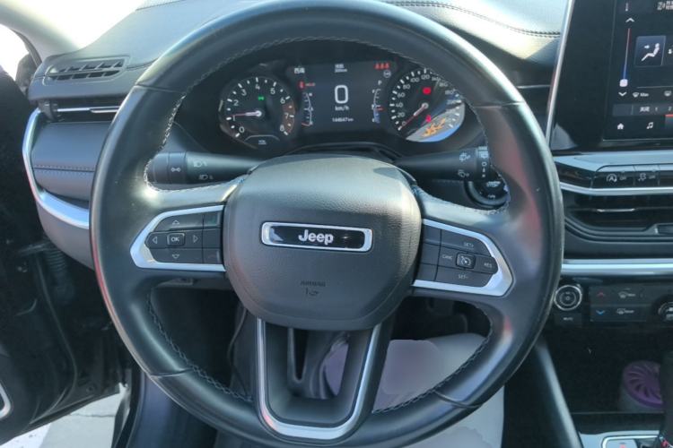 Used Jeep Compass 2021 220T Automatic Leading Edition Steering Wheel