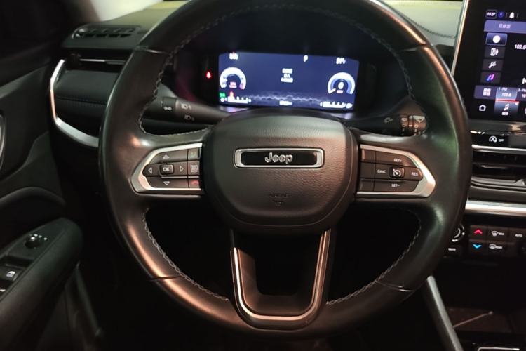 Used Jeep Compass 2021 220T Automatic Elite Edition Steering Wheel