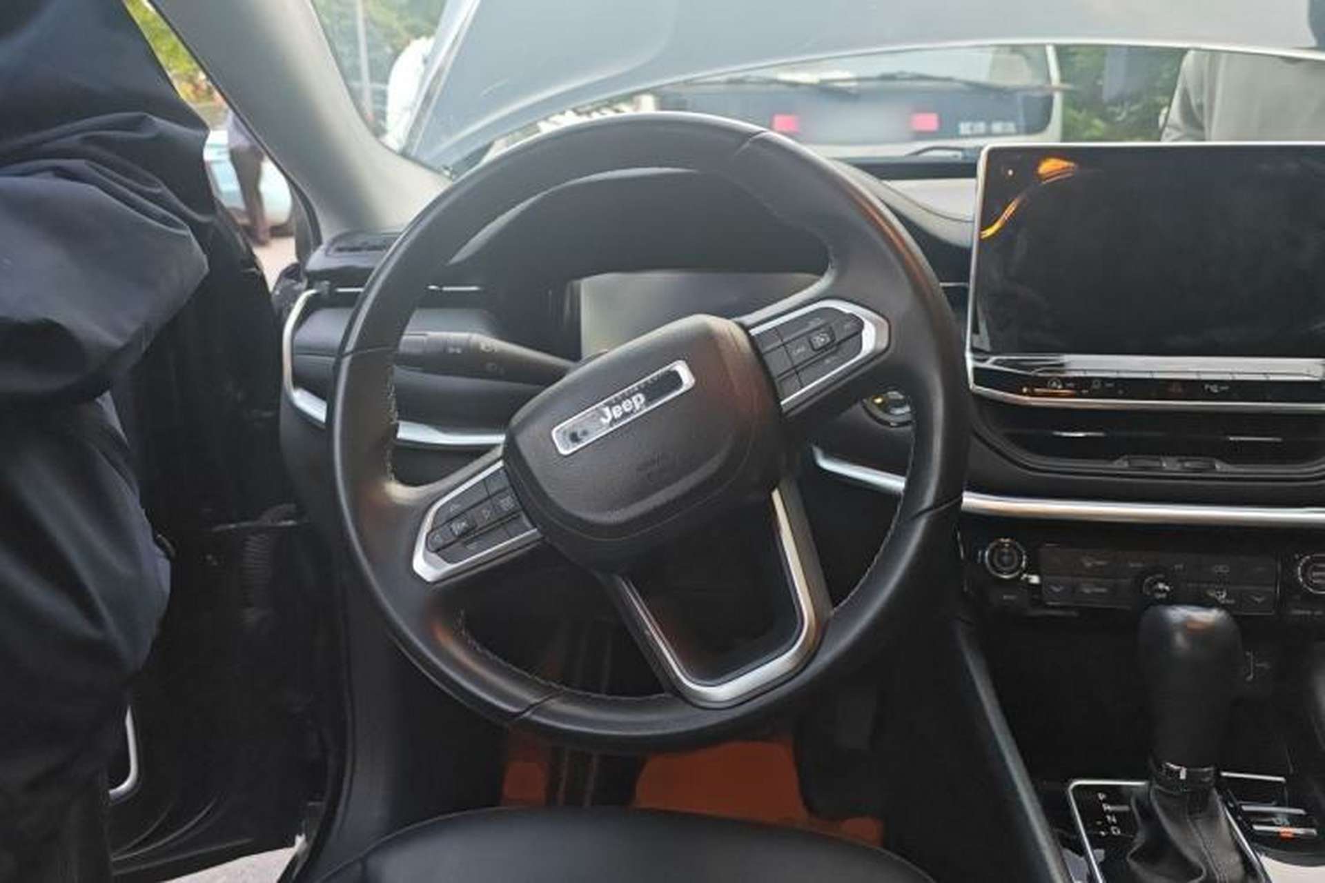 Used Jeep Compass 2021 220T Automatic Elite Edition Steering Wheel