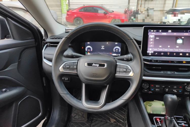 Used Jeep Compass 2021 220T Automatic Elite Edition Steering Wheel