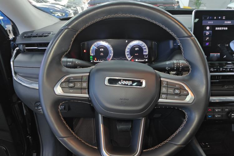 Used Jeep Compass 2021 220T Automatic Luxury Edition Steering Wheel