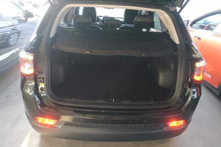 Used Jeep Compass 2021 220T Automatic Elite Edition Trunk