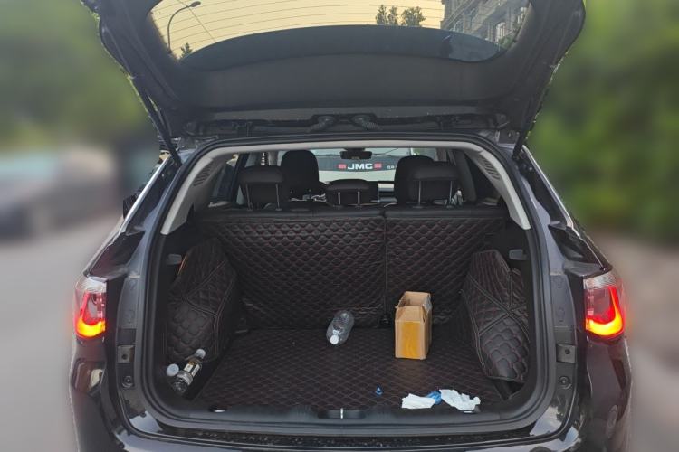 Used Jeep Compass 2021 220T Automatic Elite Edition Trunk