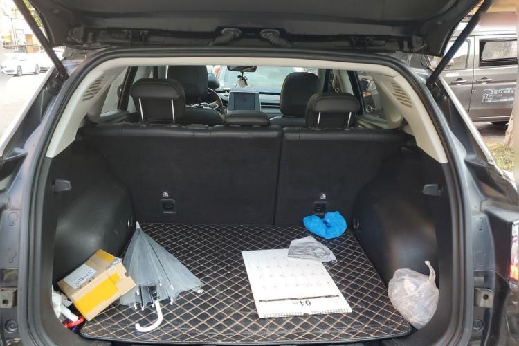 Used Jeep Compass 2021 220T Automatic Leading Edition Trunk